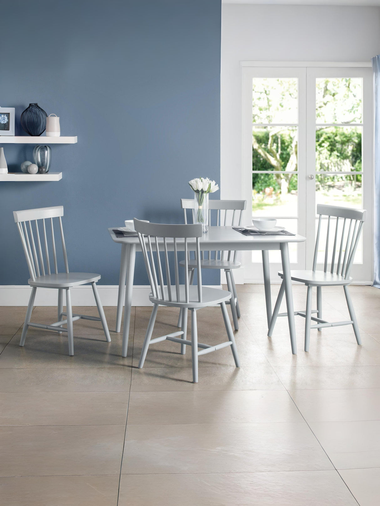 Torino Spindle Back Dining Chair (Set of 4)