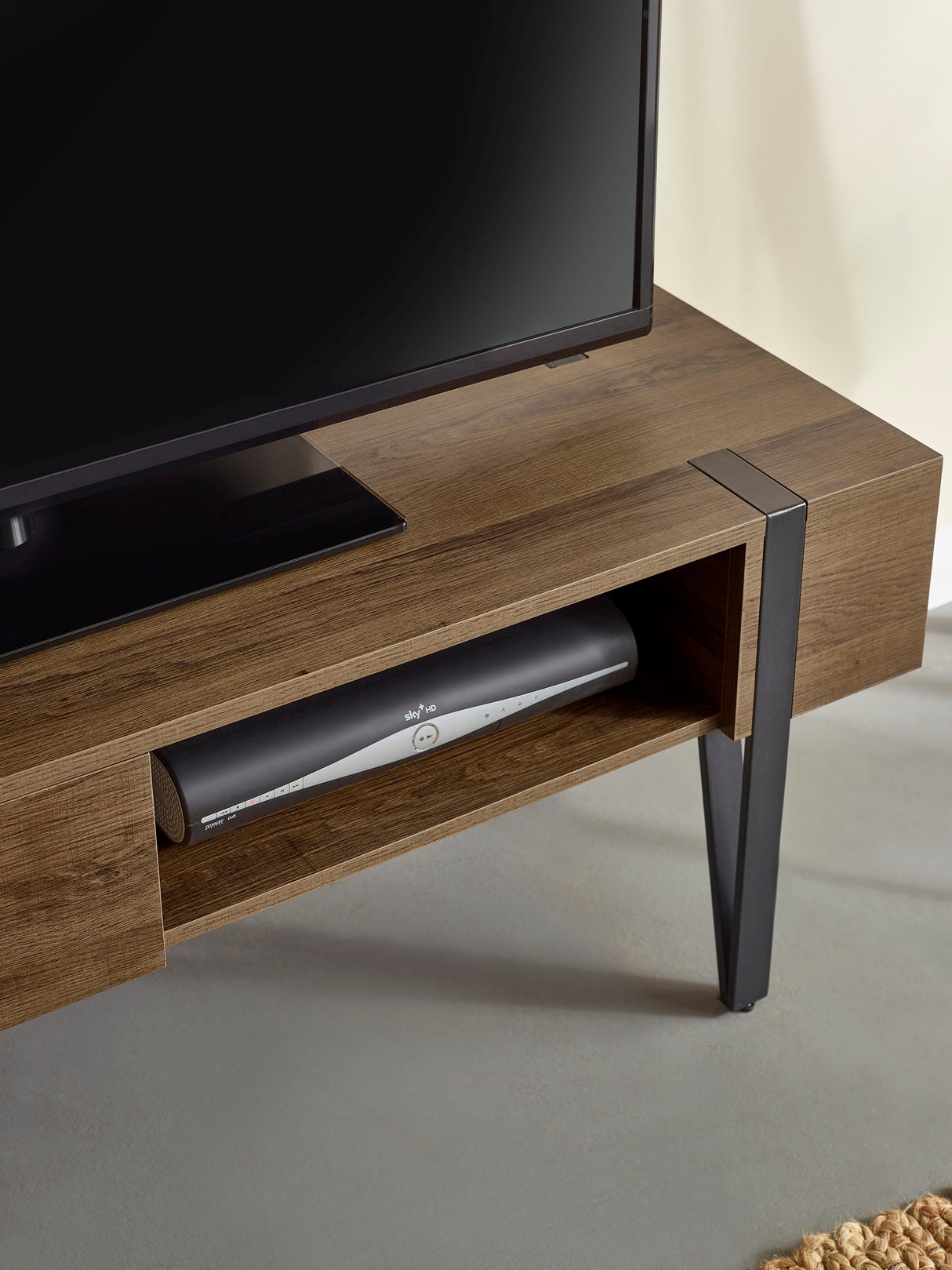 Troy TV Unit